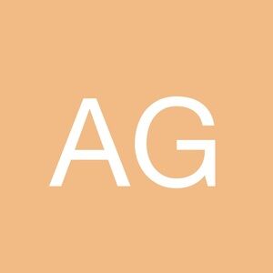 Meet your Posher, Angelica